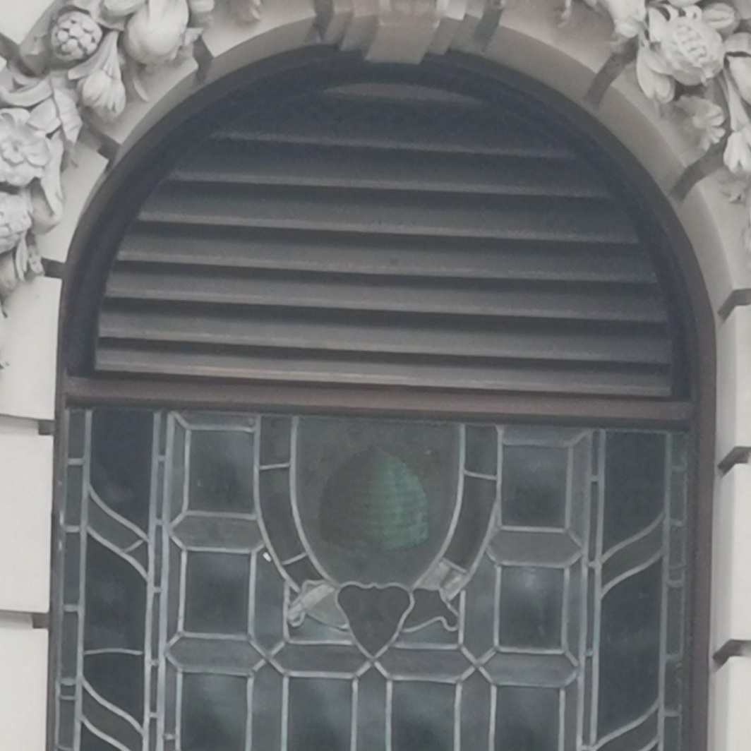 Bee hive, old Lloyds Bank building, King Street